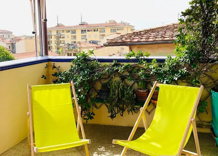 With Panoramic Terrace Apartment *