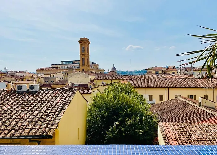 With Panoramic Terrace Appartamento
